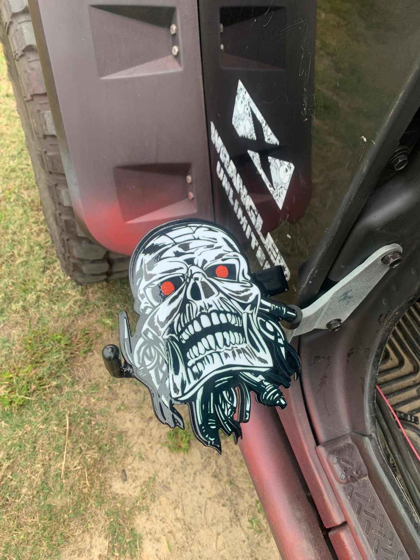 Pair of Skull Foot Pegs your color choice
