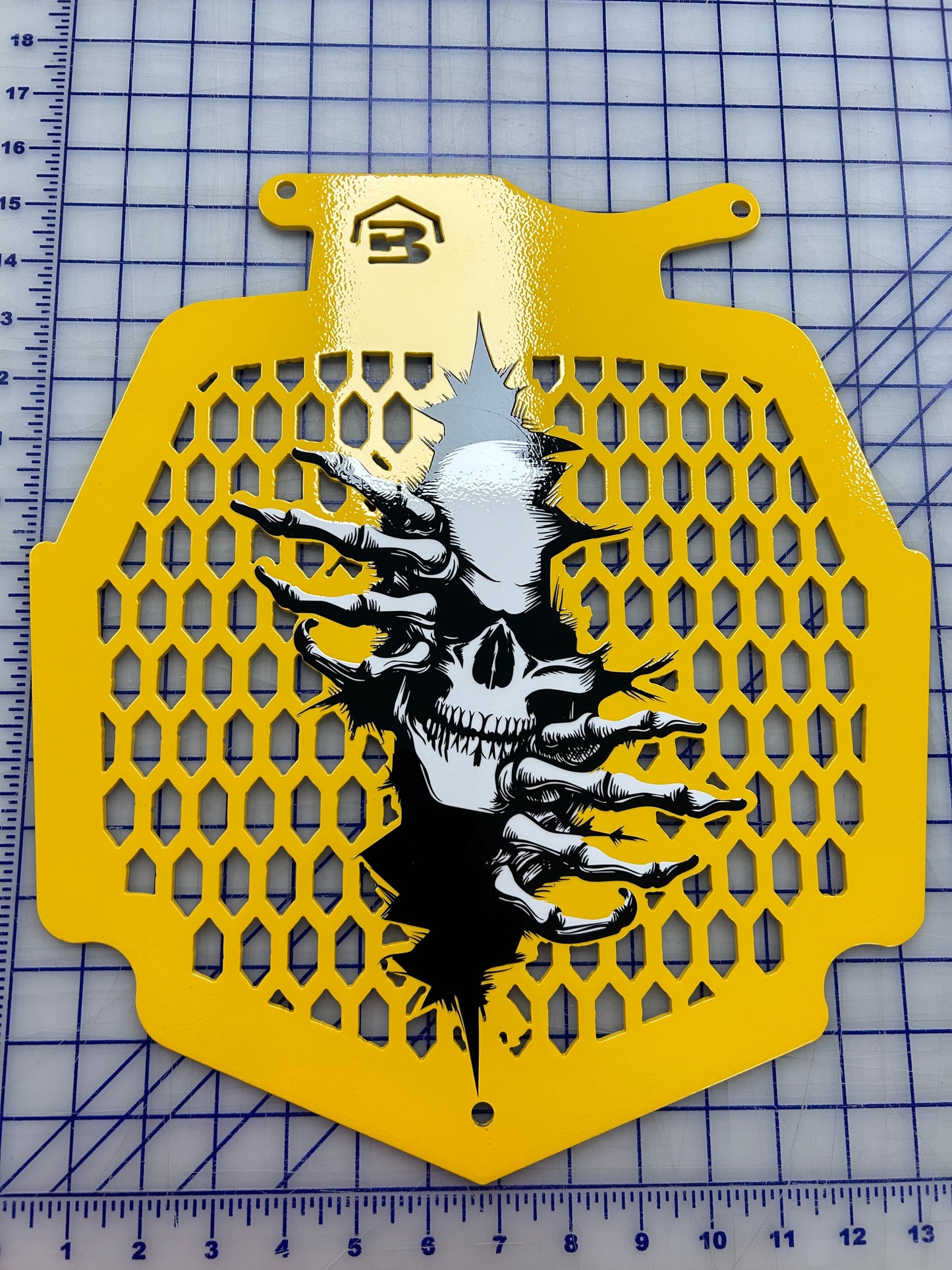 Ripping Skull Radiator cover fits Can Am Outlander Max XMR 450 570 650 850 1000 - Your Color Choices