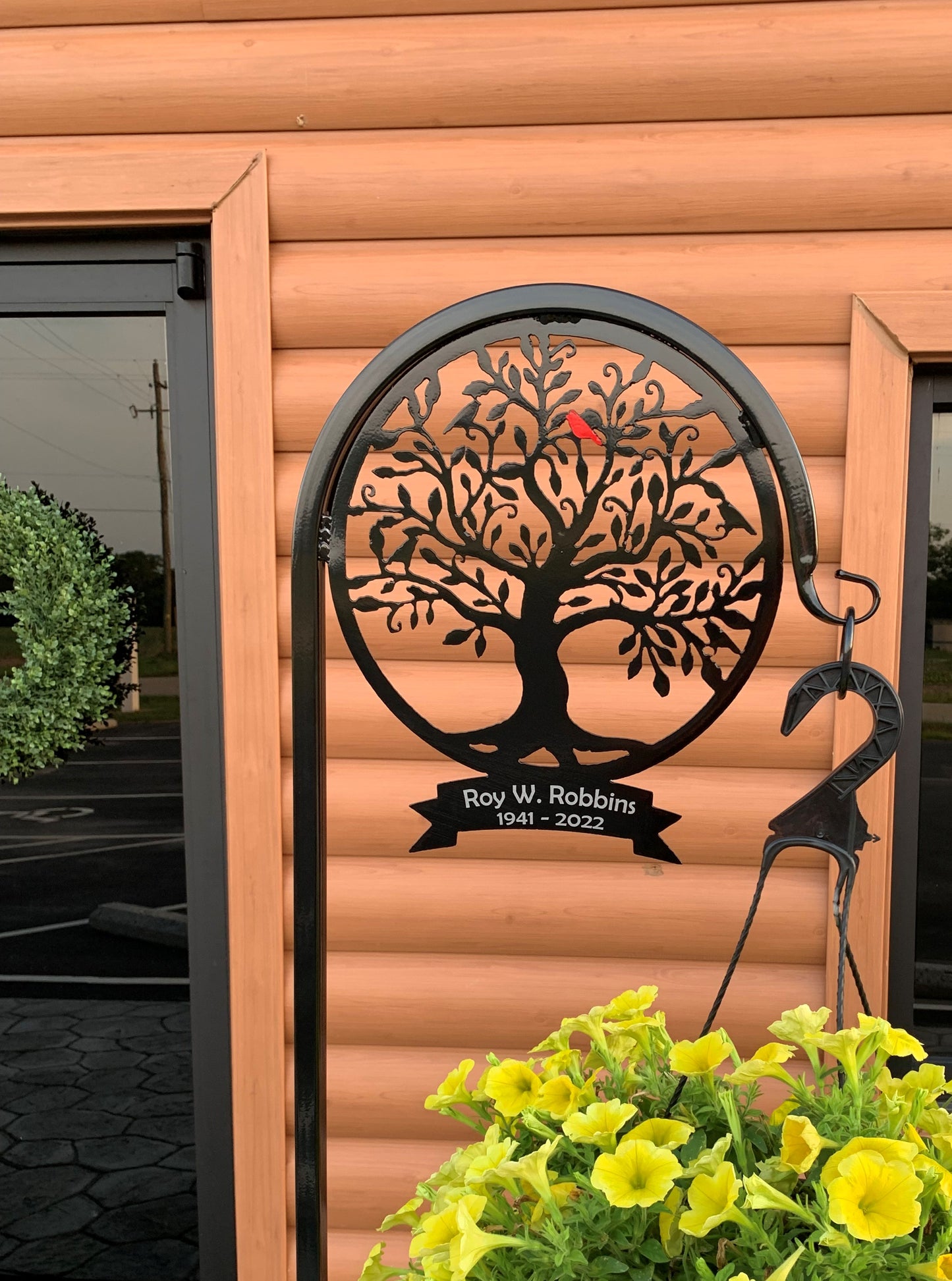 Tree of life Shepherd Hook with Red Birds and Banner-Memorial Gift
